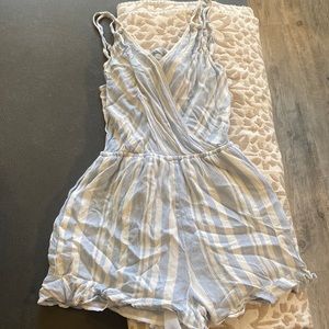 Tie-back American Eagle Romper